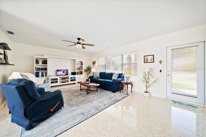 Property Photo:  606 Palm Avenue  FL 33756 