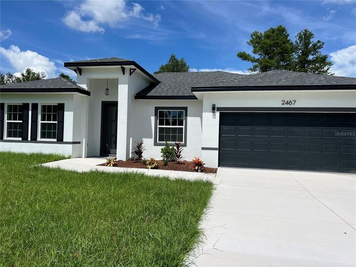 Property Photo: 2467 SW 170th Loop FL 34473