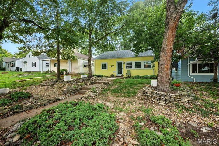 Property Photo:  1505 Kraft Street  MO 63139 
