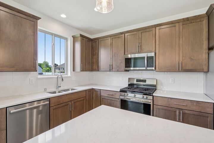 Property Photo: 2707 Mapleton Ave WI 53120