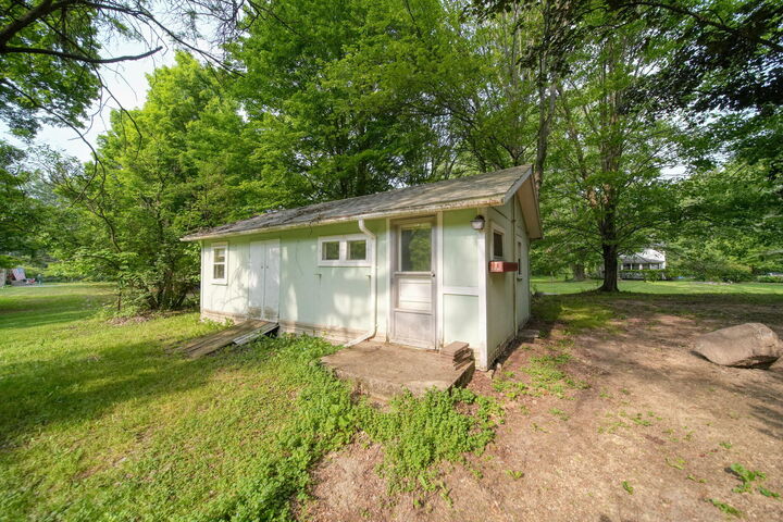 Property Photo: 536 S Jackson Street MI 49241