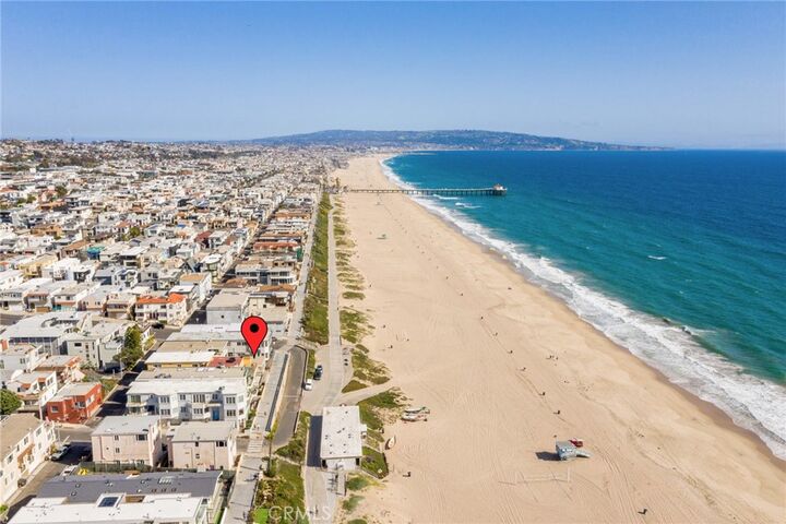 Property Photo: 2208 The Strand CA 90266
