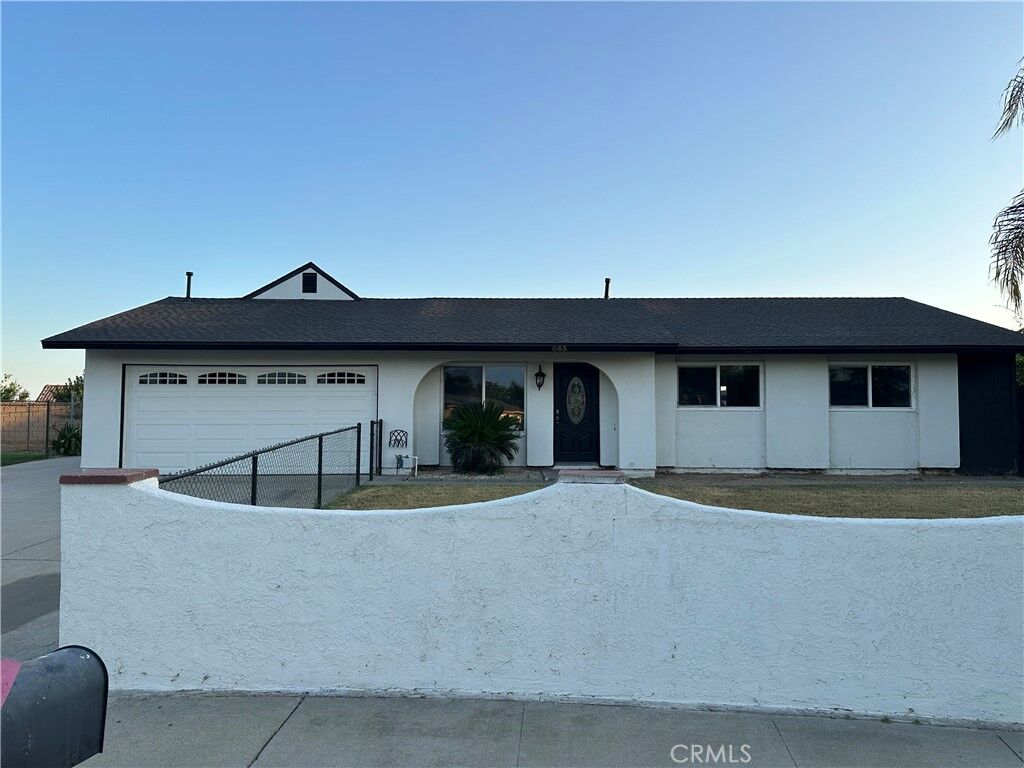 Property Photo:  665 W Winchester Drive  CA 92376 