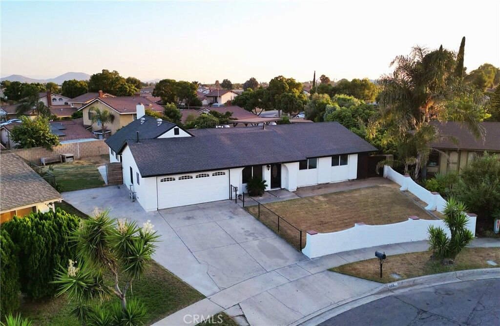 Property Photo:  665 W Winchester Drive  CA 92376 
