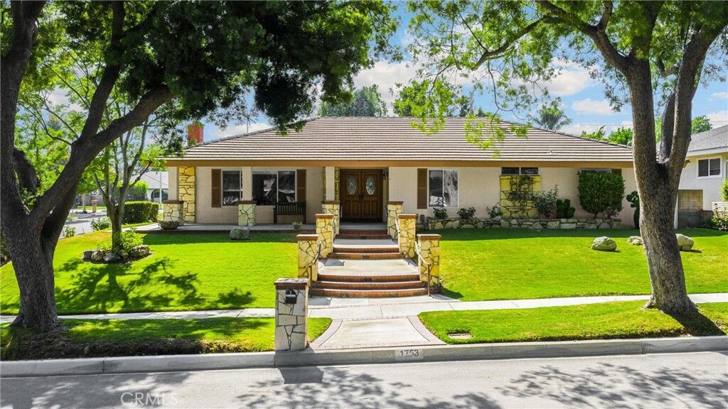 Property Photo:  1753 N Albright Avenue  CA 91784 
