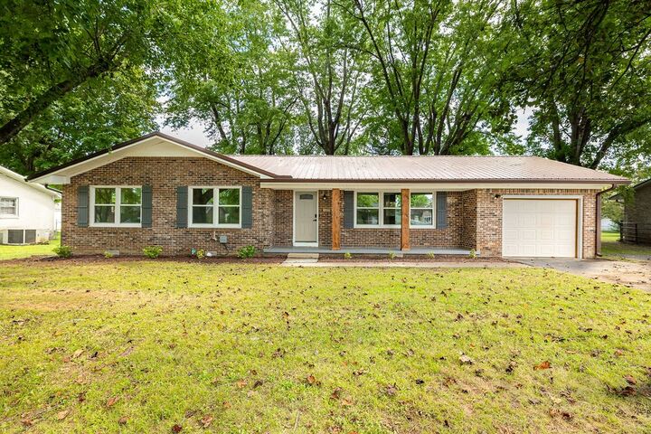 709 7th St  Lawrenceburg TN 38464 photo