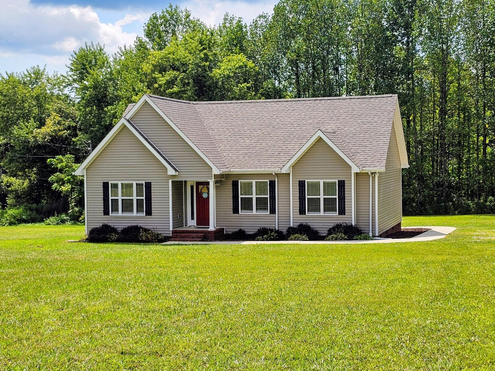 Property Photo:  491 Hobbs Rd  TN 37301 