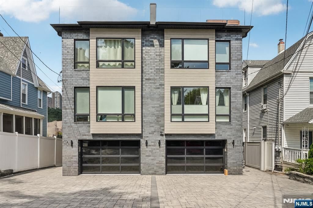 Property Photo:  21 B Sterling Place  NJ 07020 