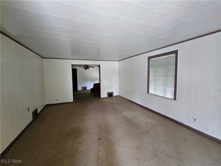 Property Photo: 1138 Joy Avenue OH 44306
