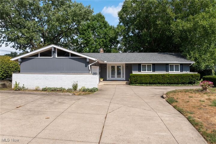 Property Photo:  3673 Ace Drive  OH 44319 