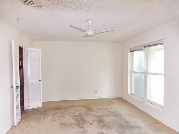 Property Photo: 1209 Juniper Lane TX 76126