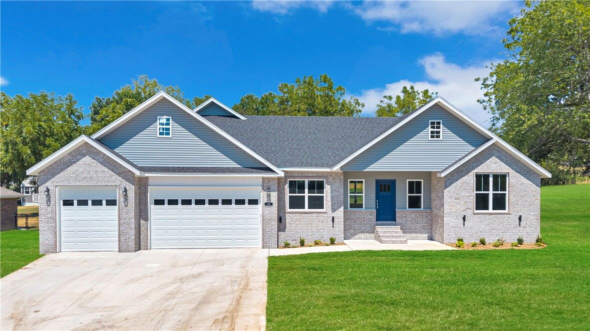 Property Photo: 28 Lakeside Drive AR 72631