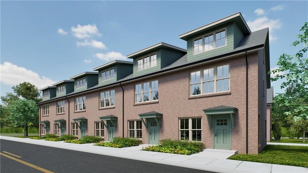 Property Photo: 440 E Martin Luther King Jr Boulevard AR 72701