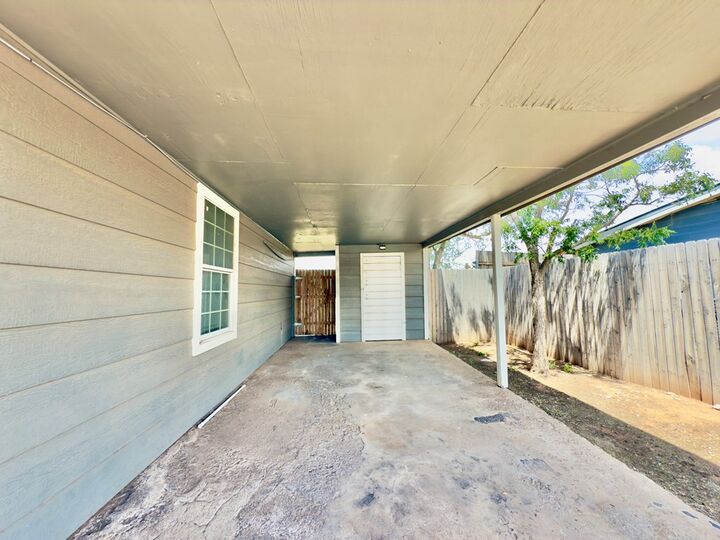 Property Photo: 506 Devonian Dr TX 79703