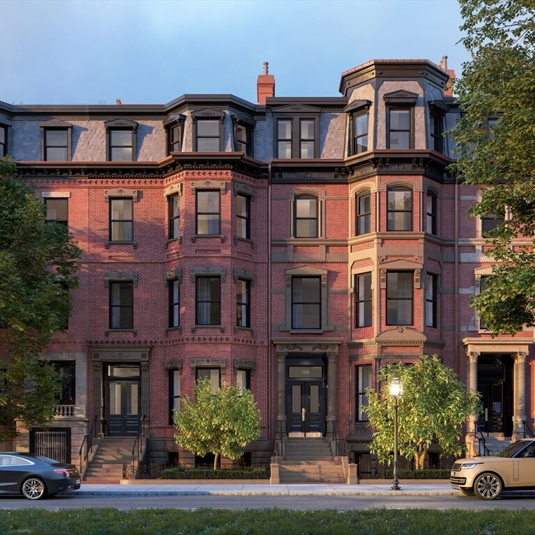 Property Photo:  125 Commonwealth Avenue  MA 02116 