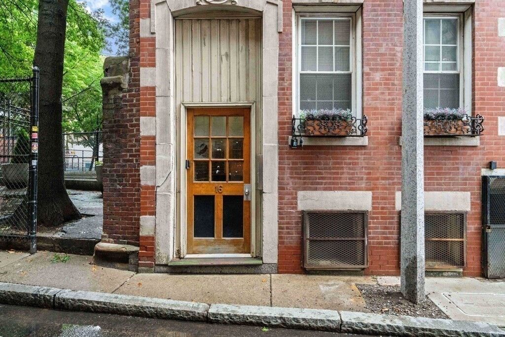 Property Photo: 16 Stillman St 3 MA 02113
