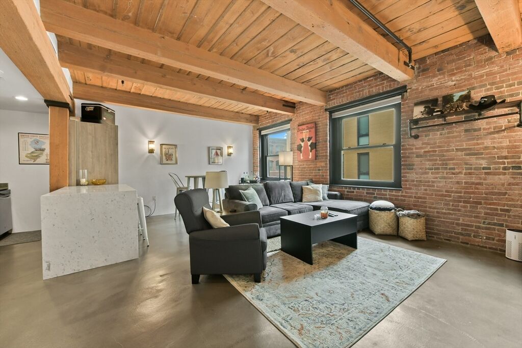 Property Photo:  90 Wareham  Street 403  MA 02118 