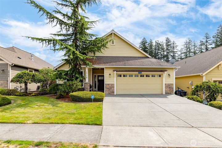 1716  Grand Avenue  Mount Vernon WA 98274 photo