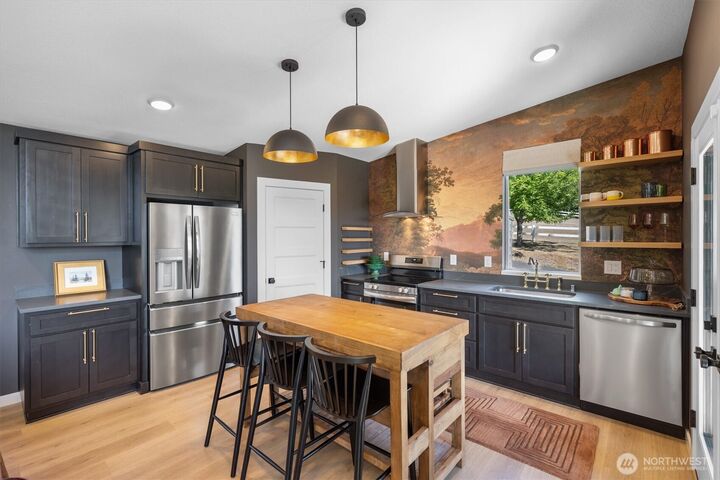 Property Photo:  810  Taylor Road  WA 98625 