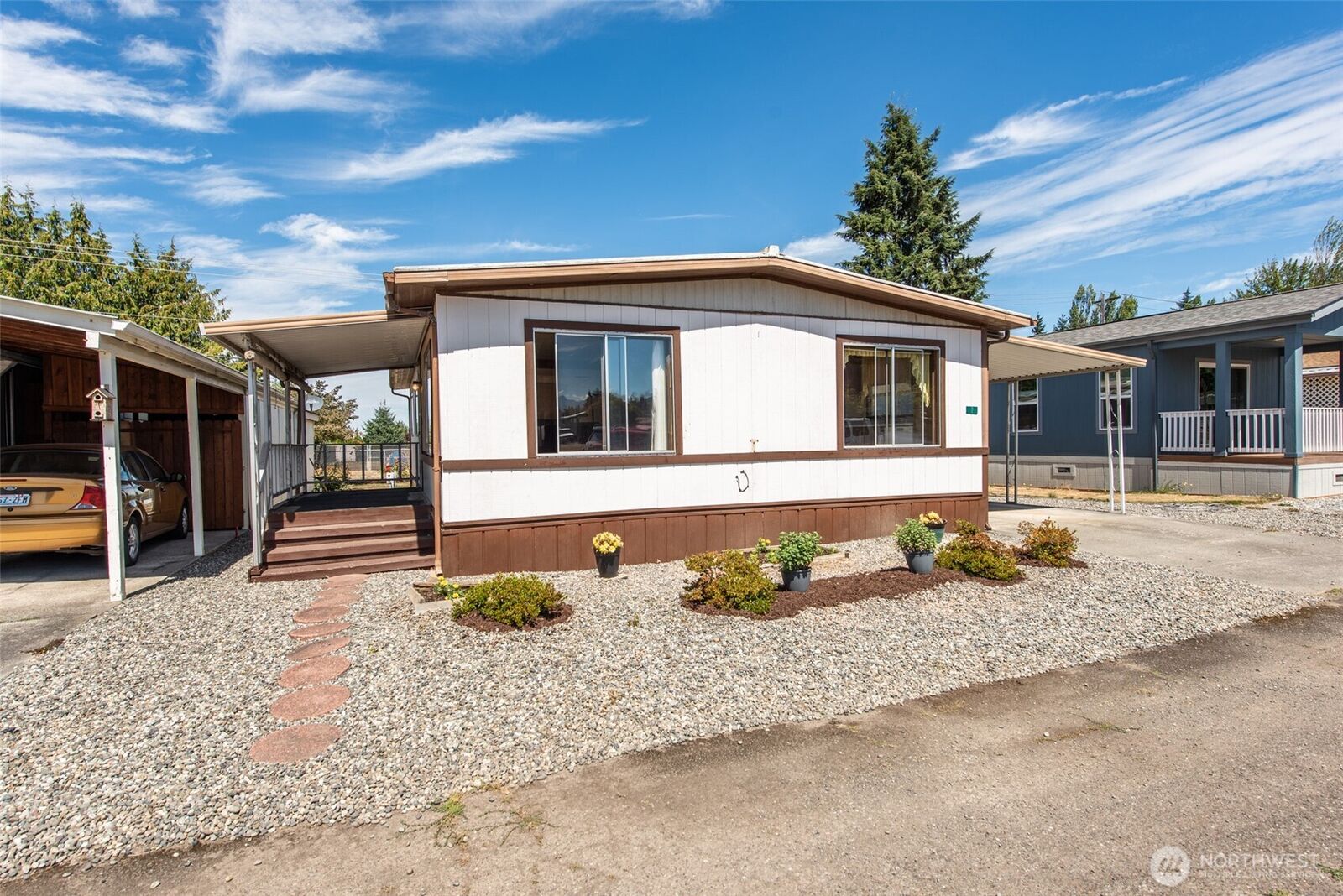 Property Photo:  400  Gupster Road 7  WA 98382 