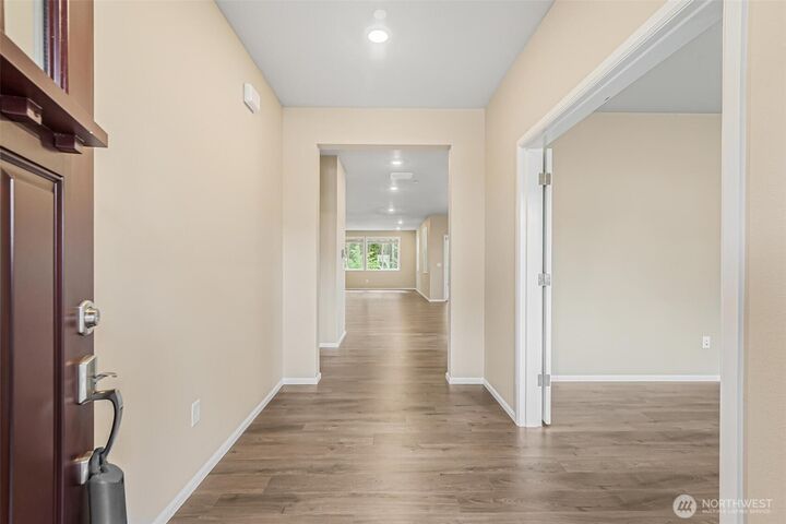 Property Photo:  29035  238th Avenue SE  WA 98010 