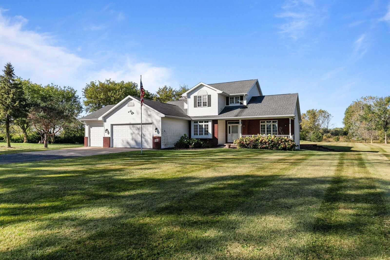 Property Photo: N1621 Linda Lou Drive WI 54942