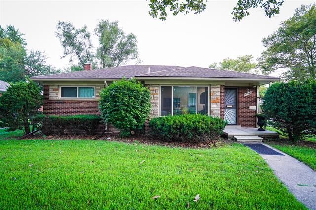 13941 Pearson Street  Oak Park MI 48237 photo
