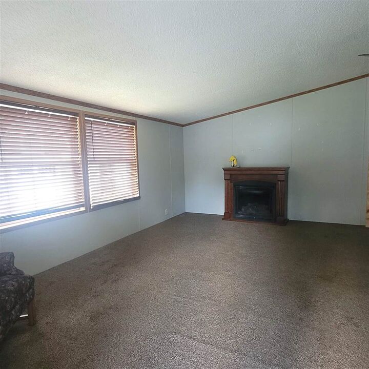 Property Photo:  39 Court Road  IN 47374 