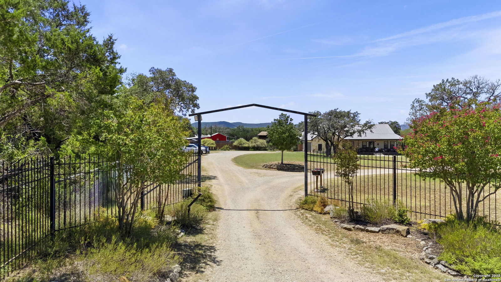 Property Photo: 117 Lagniappe L TX 78003