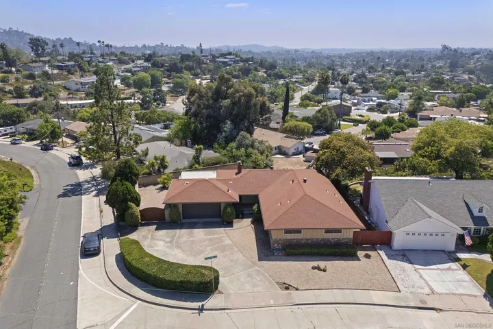 Property Photo:  1901 Quidort Court  CA 92020 