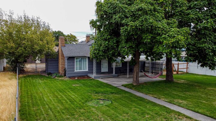 Property Photo: 4224 N Washington St WA 99205