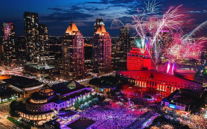 3939 Duke Of York Boulevard Ph1  Mississauga ON L5B 4N2 photo