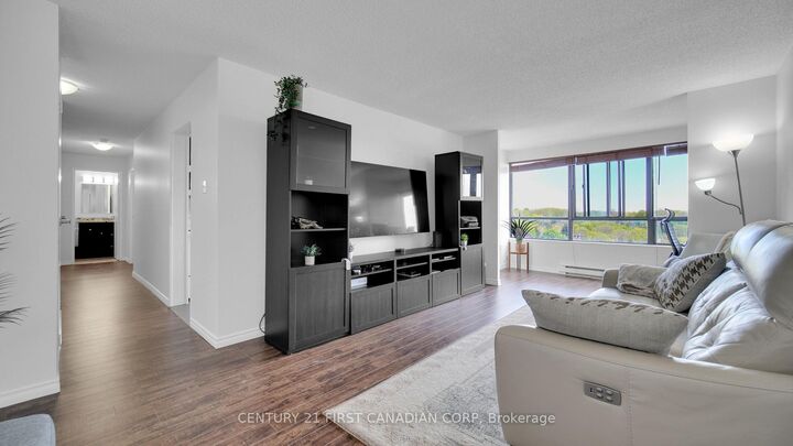 Photo de la propriété:  811-1600 Adelaide Street  ON N5X 3H6 