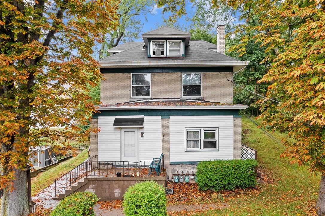 Property Photo:  42 Baldwick Rd  PA 15205 