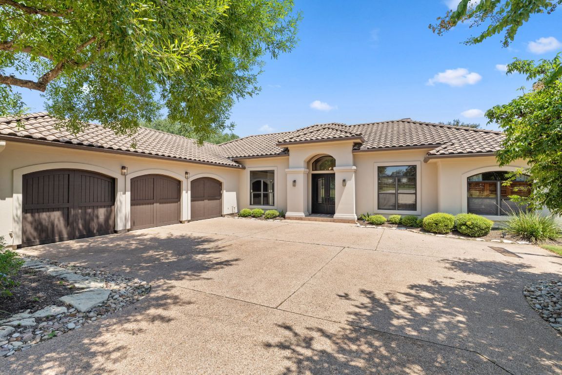 Property Photo:  26610 Woodpecker Trail  TX 78669 