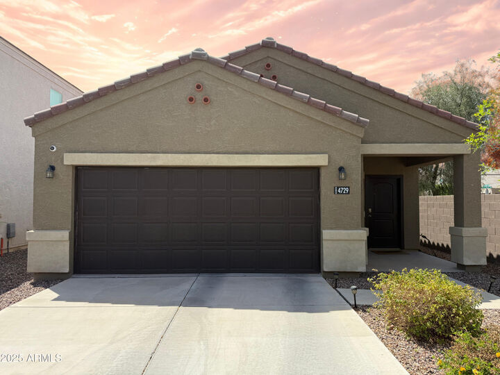 4729 E Chromium Road  San Tan Valley AZ 85143 photo