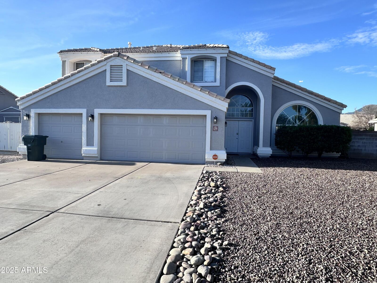 Property Photo:  1290 Sunflower Way  AZ 85635 