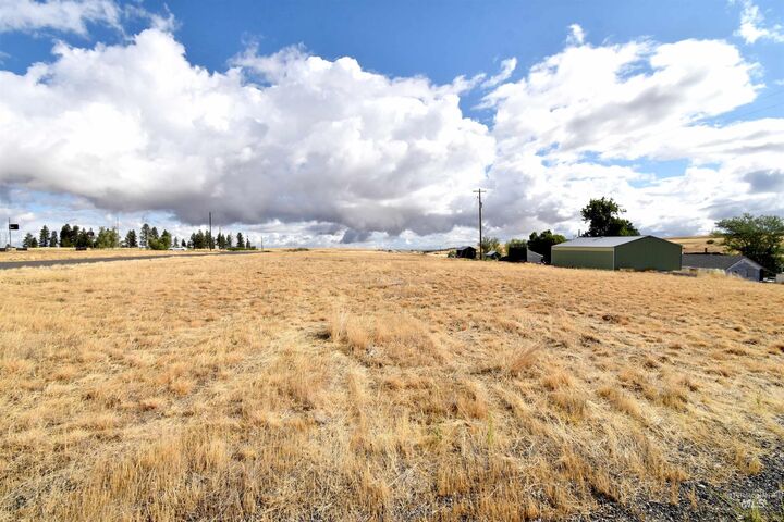 Property Photo:  High St  WA 99401 