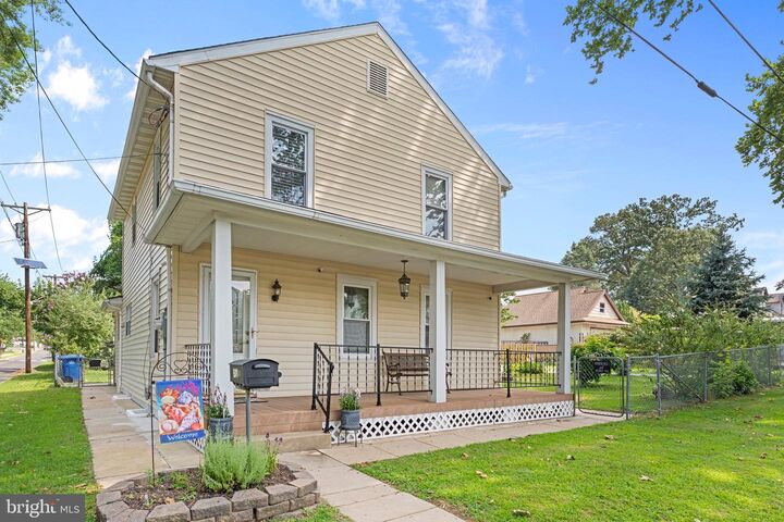501 6th Street E  Florence NJ 08518 photo