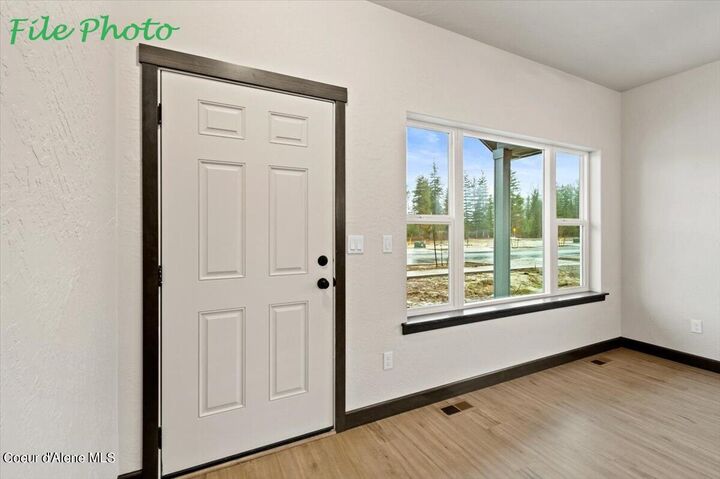 Property Photo:  1140 Jersey St  ID 83864 