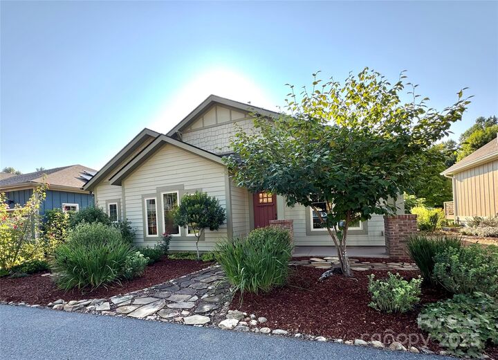 Property Photo: 45 Verde Drive NC 28806