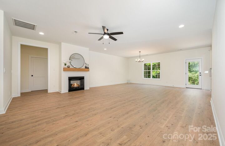 Property Photo: 1105 Rudder Circle NC 28146