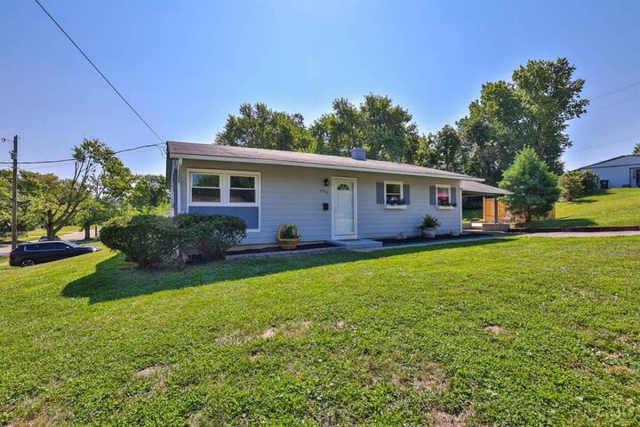 Property Photo: 9514 Ridgemoor Avenue OH 45231