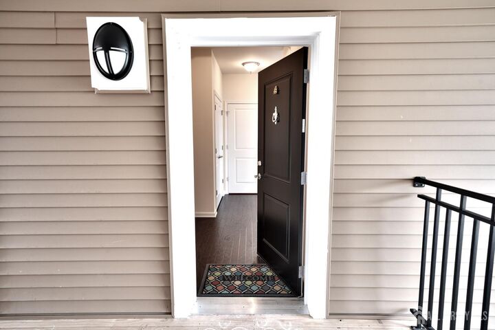 Property Photo:  842 Strassle Way  NJ 07080 