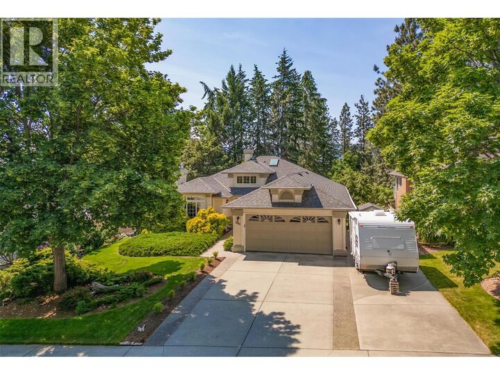 Property Photo:  2213 Shannon Woods Place  BC V4T 2L9 