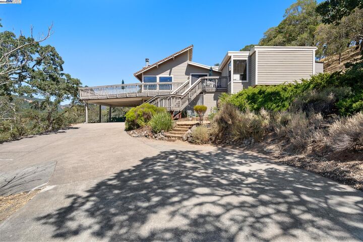 Property Photo:  1795 Green Valley Oaks Dr  CA 94534 