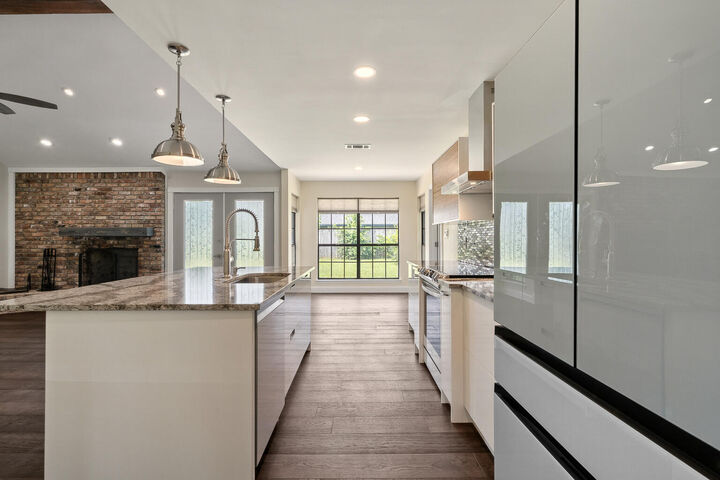 Property Photo: 30 Ashford Court FL 32569