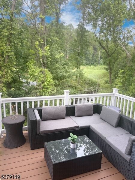 Property Photo:  4 McCluskey Pl  NJ 07950 