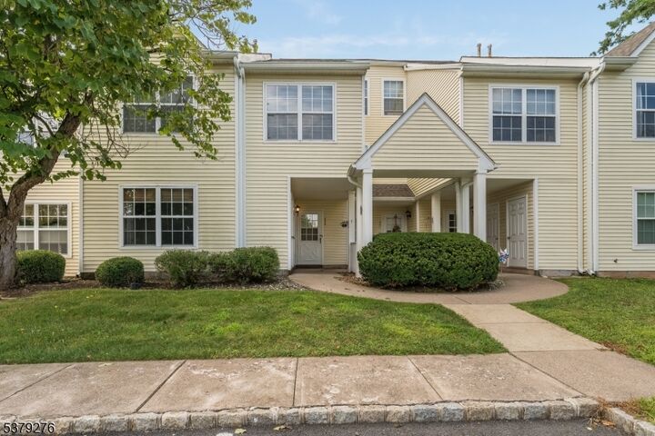 404 Hunt Dr  Holland Twp. NJ 08848 photo