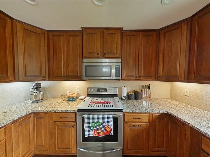 Property Photo:  3814 Meadow Oak Lane  MO 64503 